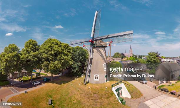 Mill-on-a-mound called Aarssensmolen or De Dageraad, Zeeland, Noord-Brabant, , Netherlands, 30071412.