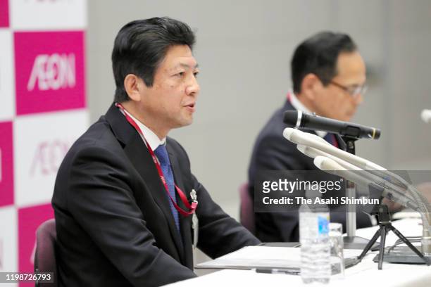 Supermarket chain AEON incoming president Akio Yoshida and outgoing president Motoya Okada attend a press conference on January 10, 2020 in Chiba,...