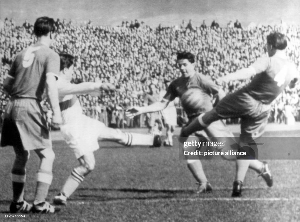 Fußball . Oberliga Süd 1952/1953 VfB Stuttgart Karlsruher SC