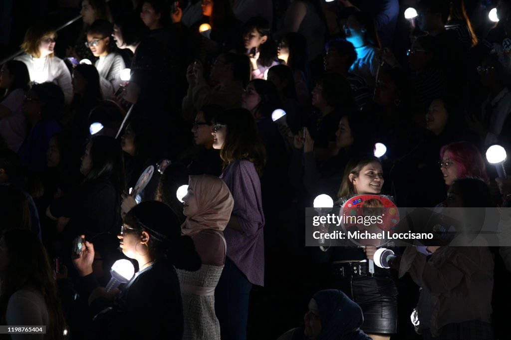 Seventeen In Concert - Newark, NJ