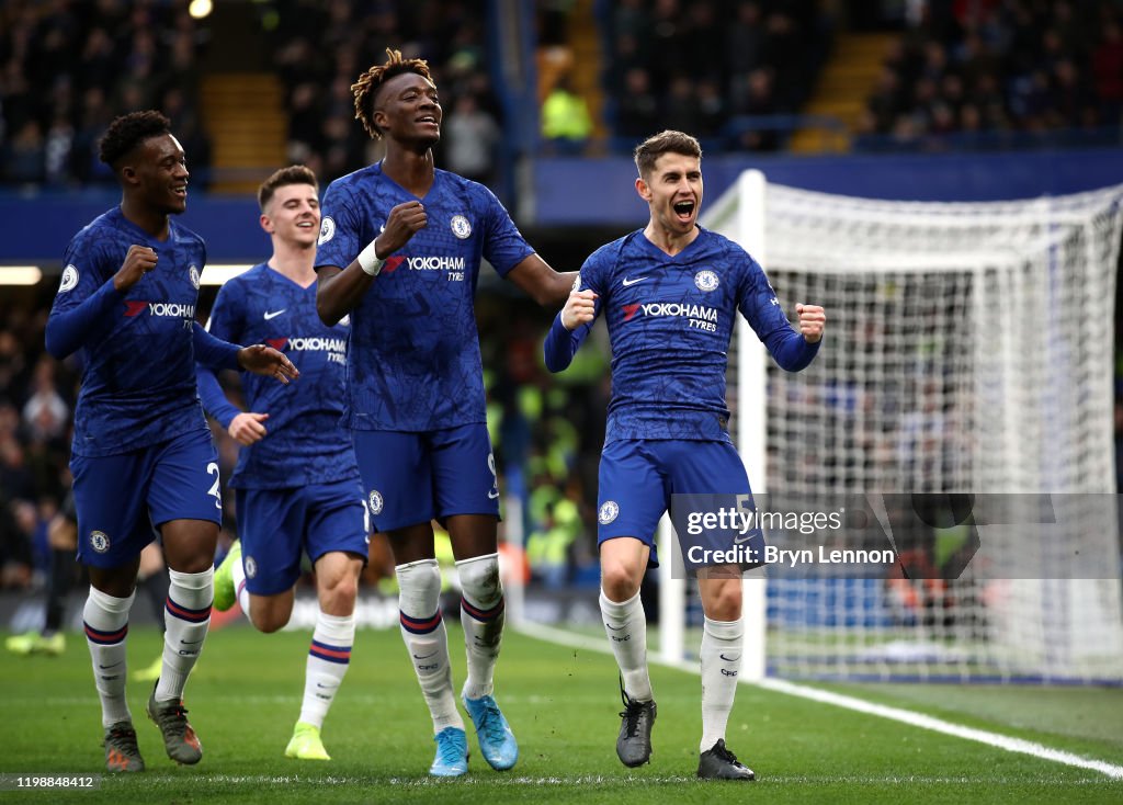 Chelsea FC v Burnley FC - Premier League