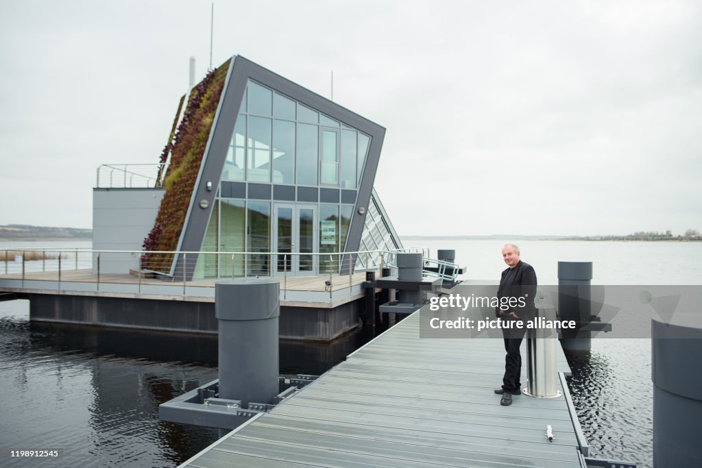 Floating house
