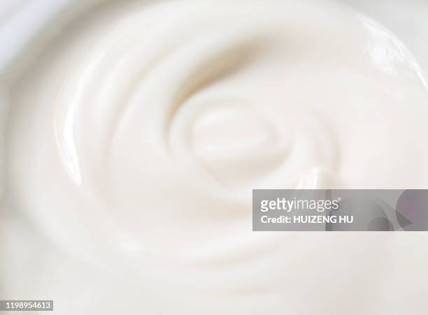 yogurt. close up of greek creamy, yogurt texture background. - cream dairy product stockfoto's en -beelden