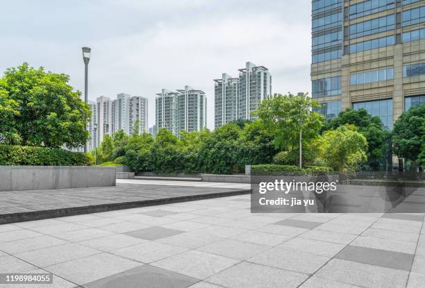 modern architecture and street square, suzhou, jiangsu province. - stadstorg bildbanksfoton och bilder