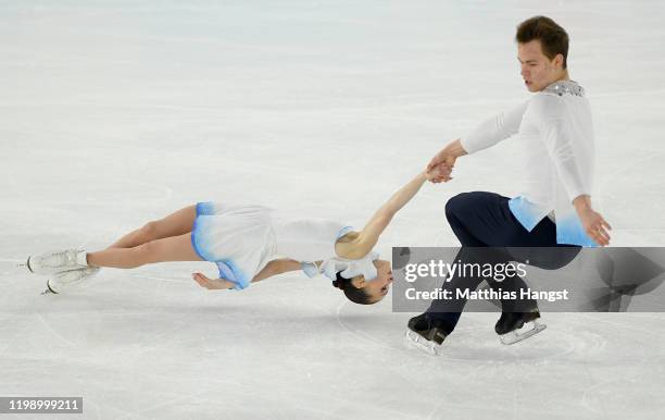 Apollinariia Panfilova and Dmitry Rylov of Russia compete in Pair Skating Free Skating during day 3 of the Lausanne 2020 Winter Youth Olympics on...