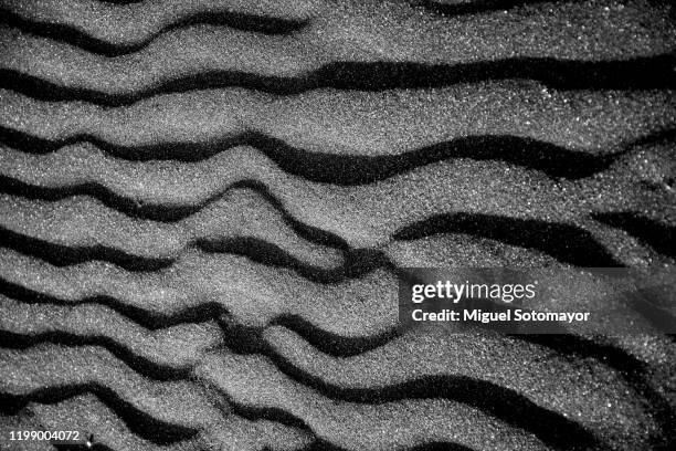 volcanic black beach - paisaje volcánico fotografías e imágenes de stock