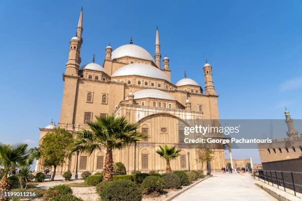 the mosque muhammed ali in cairo, egypt - cidadela do cairo imagens e fotografias de stock