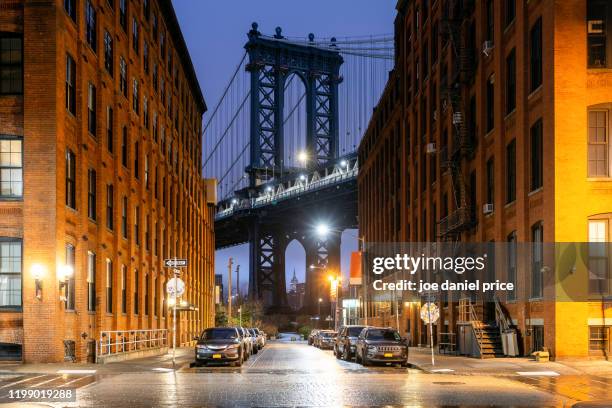 manhattan bridge, empire state building, dumbo, brooklyn, new york city, new york, america - brooklyn skyline foto e immagini stock