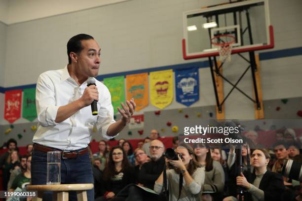 Former housing secretary Julian Castro stumps for Democratic presidential candidate Sen. Elizabeth Warren during a campaign stop at Fisher Elementary...