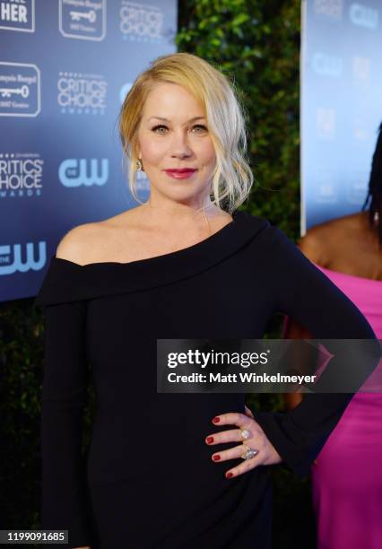Christina Applegate attends the 25th Annual Critics' Choice Awards at Barker Hangar on January 12, 2020 in Santa Monica, California.