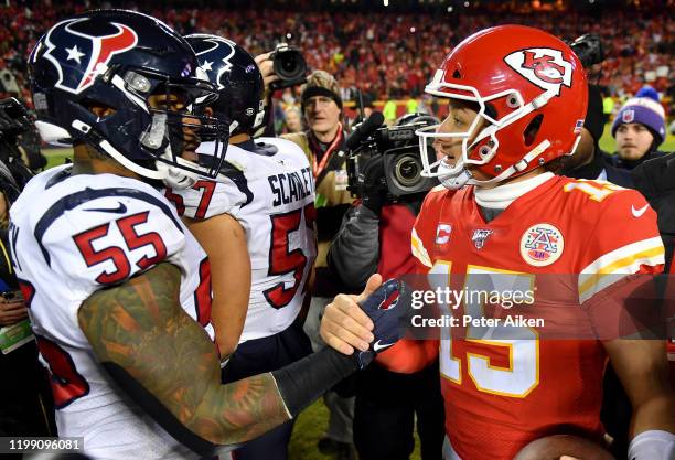 Quarterback Patrick Mahomes of the Kansas City Chiefs and Benardrick McKinney of the Houston Texans shake hands after Chiefs win the AFC Divisional...