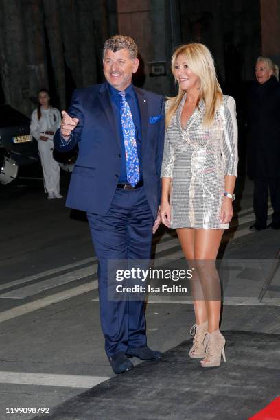 Singer Semino Rossi and Italian singer Rosanna Rocci during the television show "Schlagerchampions - Das grosse Fest der Besten" at Velodrom on...