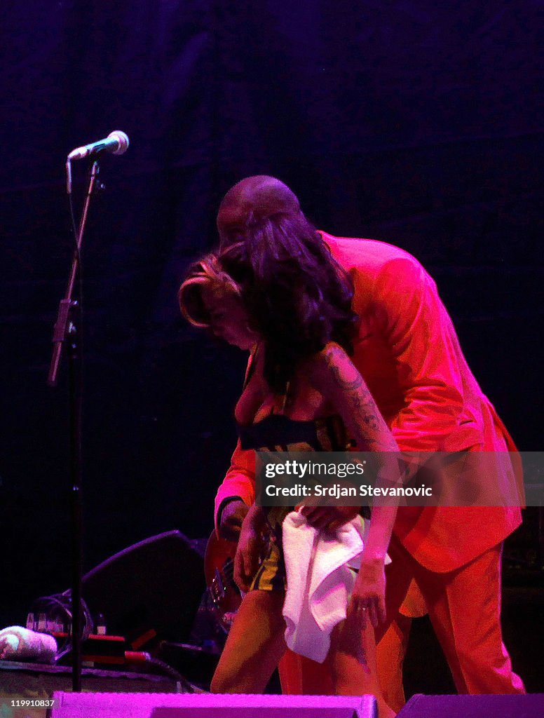 Amy Winehouse's Last Ever Performance, June 18, 2011
