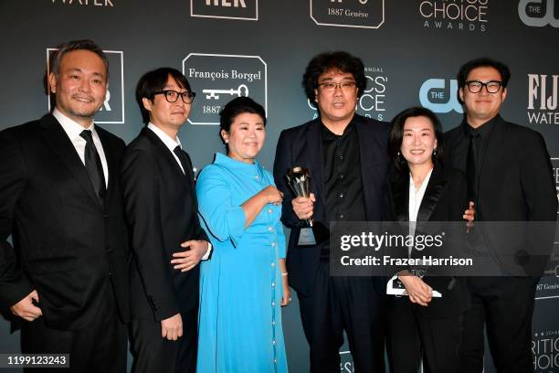 Winners of Best Foreign Language Film award for "Parasite" Ha-jun Lee, Yang Jin-mo, Lee Jung-eun, Bong Joon-ho, Kwak Sin-ae and Jin Won Han' pose in...