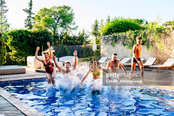 Big Splash Pool Photos and Premium High Res Pictures - Getty Images