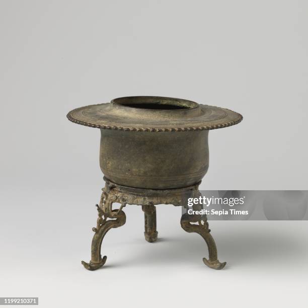 Java Water Tanks 51 Oost Java Stock Photos, High-Res Pictures, and Images - Getty Images