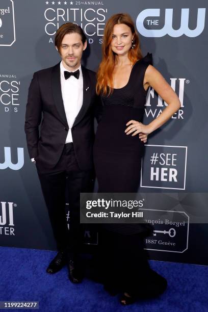 Tom Payne and Jennifer Akerman attend the 25th Annual Critics' Choice Awards at Barker Hangar on January 12, 2020 in Santa Monica, California.