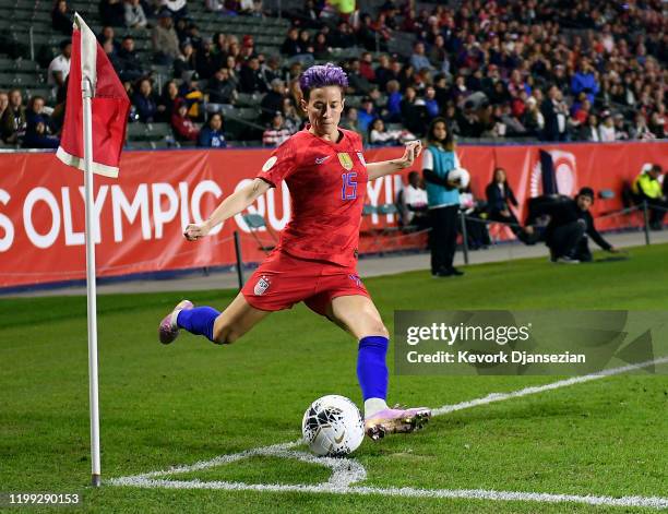 Megan Rapinoe of the United States takes kick a corner kick against Mexico during the 2020 CONCACAF Women's Olympic Qualifying at Dignity Health...