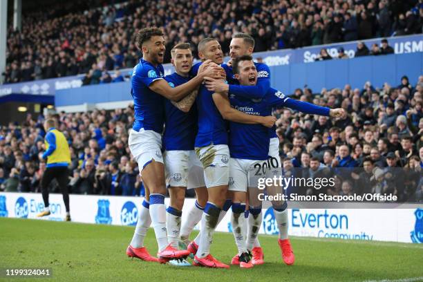 Bernard of Everton celebrates with Dominic Calvert-Lewin of Everton , Lucas Digne of Everton , Richarlison of Everton and Gylfi Sigurdsson of Everton...
