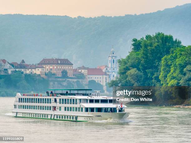 the danube river valley region of austria - danube river stock pictures, royalty-free photos & images