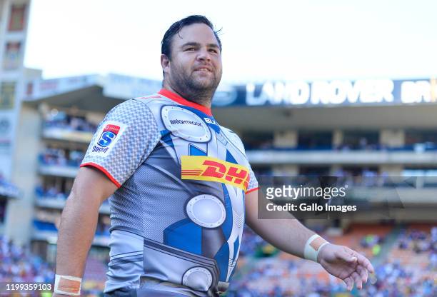 Frans Malherbe celebrate his 100th DHL Stormers cap during the Super Rugby match between DHL Stormers and Vodacom Bulls at DHL Newlands on February...