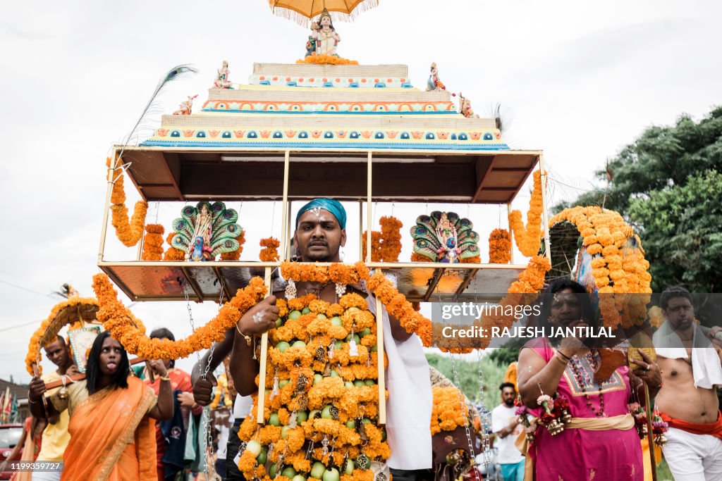 SAFRICA-RELIGION-CULTURE-HINDU-KAVADY