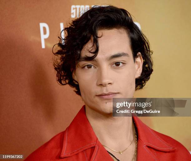 Evan Evagora attends the Premiere of CBS All Access' "Star Trek: Picard" at ArcLight Cinerama Dome on January 13, 2020 in Hollywood, California.