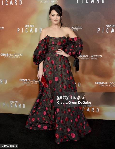 Isa Briones attends the premiere of CBS All Access' "Star Trek: Picard" at ArcLight Cinerama Dome on January 13, 2020 in Hollywood, California.