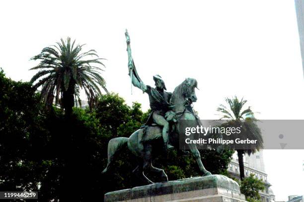 equestrian monument to general manuel belgrano, buenos aires - manuel belgrano stock pictures, royalty-free photos & images