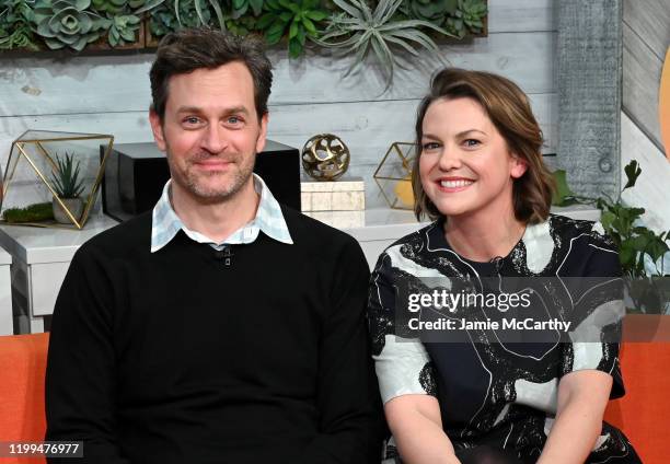 Tom Everett Scott and Larisa Oleynik visit BuzzFeed's "AM To DM" on January 14, 2020 in New York City.