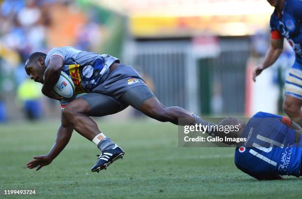 Sergeal Petersen of the Stormers tackled by Cornal Hendricks of the Bulls during the Super Rugby match between DHL Stormers and Vodacom Bulls at DHL...