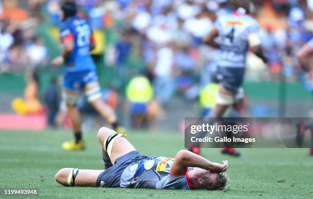 Johan du Toit of the Stormers injured during the Super Rugby match between DHL Stormers and Vodacom Bulls at DHL Newlands on February 08, 2020 in...