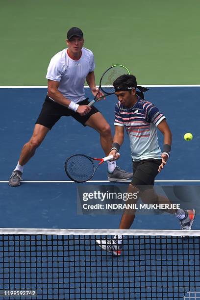 Tirsa Rungkat Christopher Rungkat Photos and Premium High Res Pictures - Getty Images