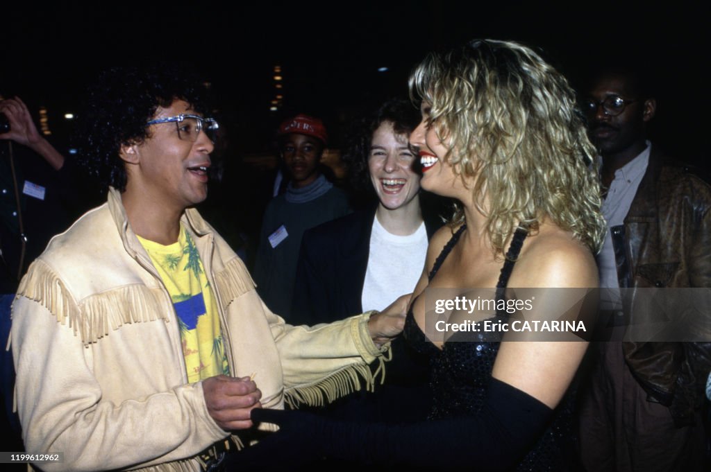 Laurent Voulzy et Kim Wilde en 1990