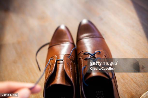 mode - chaussures en cuir - chaussures en cuir fotografías e imágenes de stock