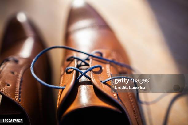 mode - chaussures en cuir - chaussures en cuir fotografías e imágenes de stock