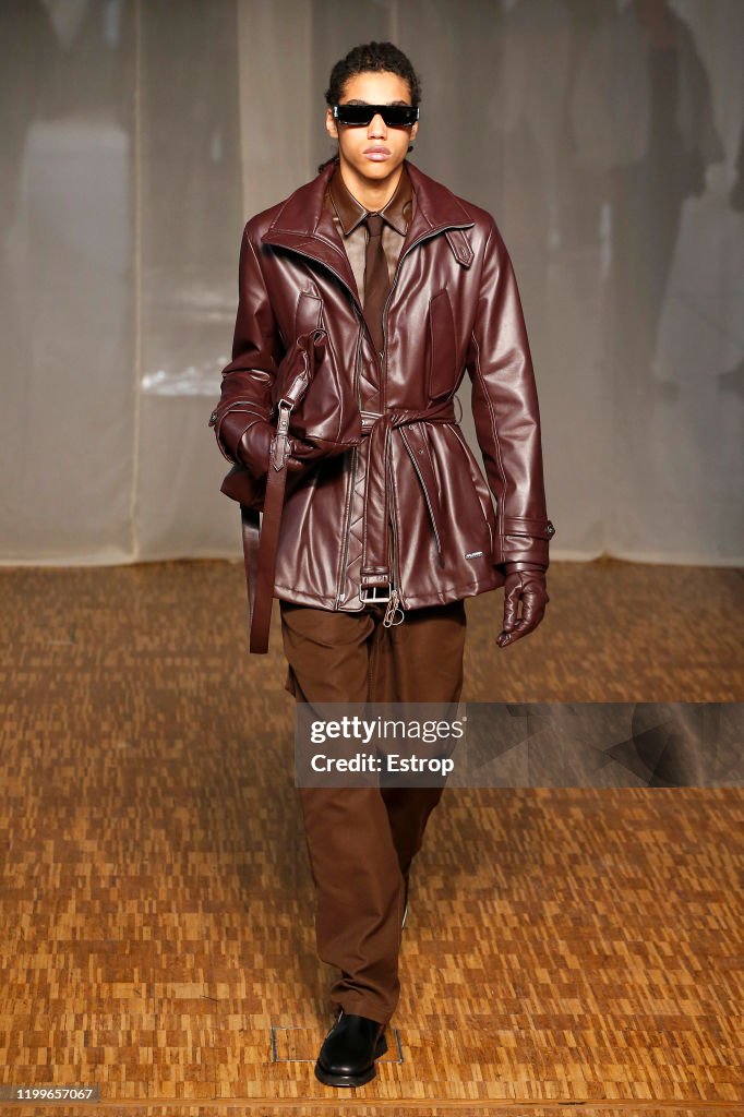 Off-White : Runway - Paris Fashion Week - Menswear F/W 2020-2021