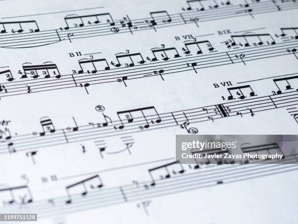 old sheet music - nota musical imagens e fotografias de stock