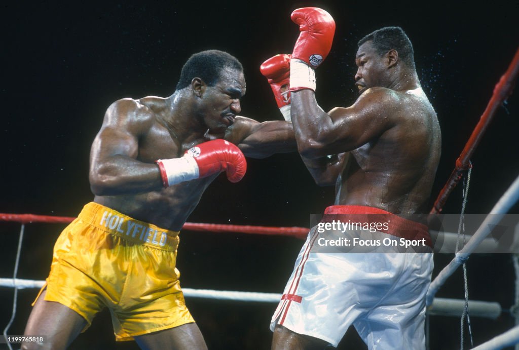 WBC, WBA and IBF Heavyweight Tittle fight - Larry Holmes v Evander Holyfield