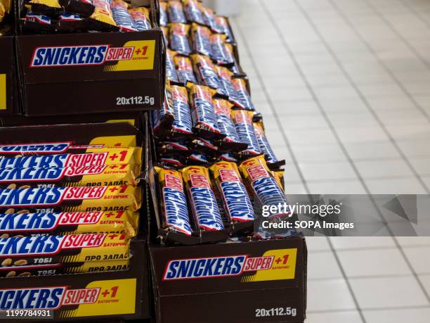 Snickers Store 184 Chocolate Snickers Stock Photos, High-Res Pictures, and Images ...
