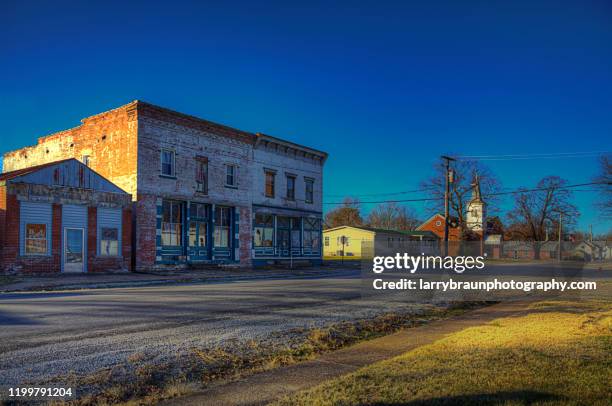 elis grove il main street - rural illinois stock pictures, royalty-free photos & images