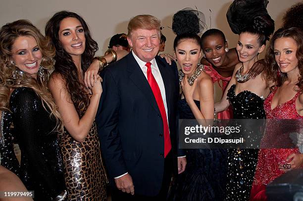 Miss USA 2004 Shandi Finnessey, Miss Universe 2003 Amelia Vega, Donald Trump, Miss Universe 2007 Riyo Mori, Miss Tanzania 2007 Flaviana Matata, Miss...