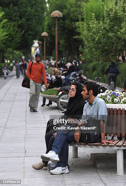 Esfahan Spring Chaharbagh Boulevard Photos and Premium High Res Pictures - Getty Images