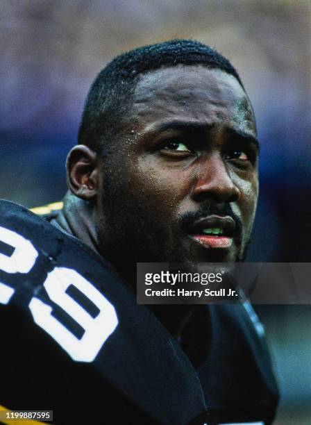 Barry Foster, Running Back for the Pittsburgh Steelers during the American Football Conference Central game against the New Orleans Saints on 17th...