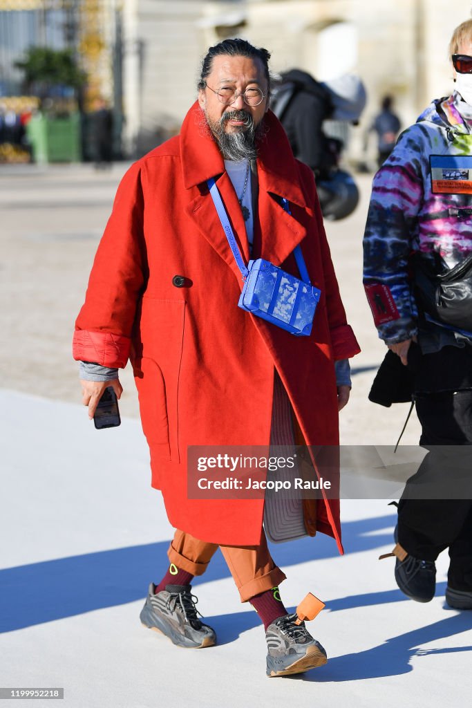 Takashi Murakami is seen arriving at Louis Vuitton fashion show  Fotografía de noticias - Getty Images