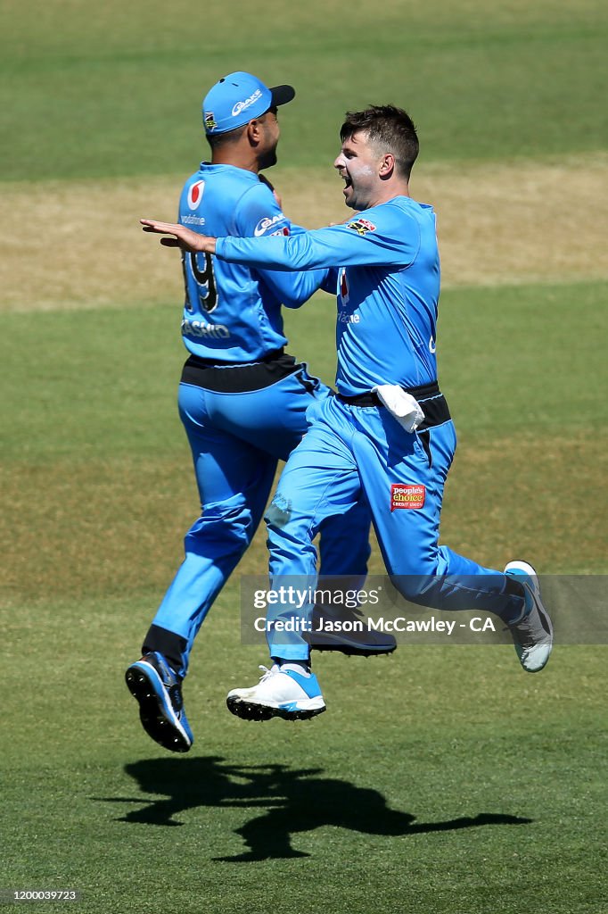 BBL - Adelaide Strikers v Brisbane Heat