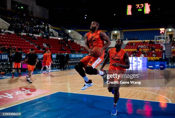 Preston Knowles of Mono Vampire practice prior to the ASEAN Basketball League match between Taipei Fubon Braves and Mono Vampire at Taipei Heping...