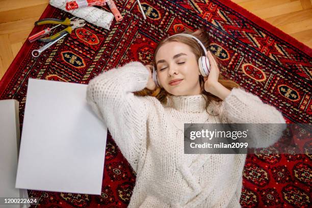 new home - reclining stock pictures, royalty-free photos & images