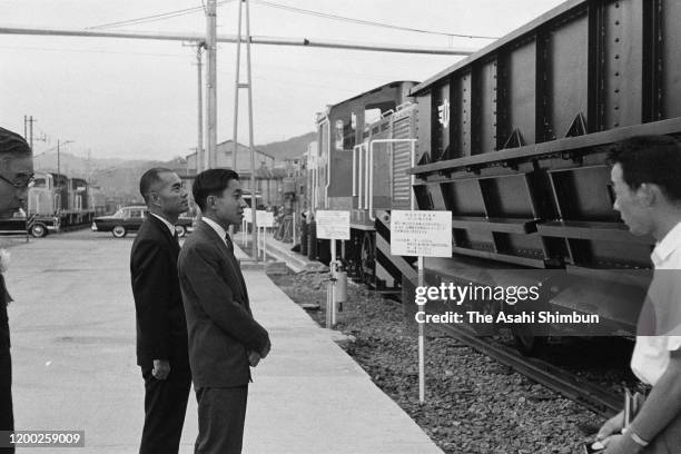 Crown Prince Akihito visits a Hitachi's Kasado Factory on September 17, 1963 in Kudamatsu, Yamaguchi, Japan.