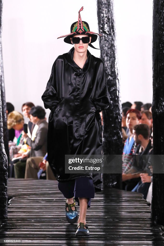 Loewe : Runway - Paris Fashion Week - Menswear F/W 2020-2021